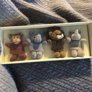 Finger Puppets -Set of 4 - NIB